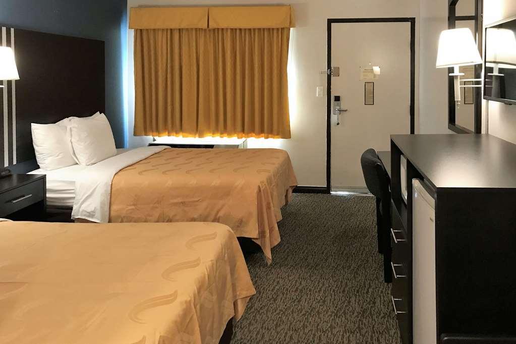 Quality Inn Ontario Airport Convention Center Room photo